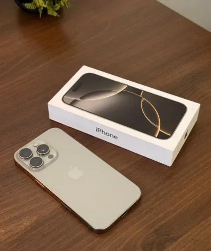 Iphone 16 Pro 128GB Titânio Natural