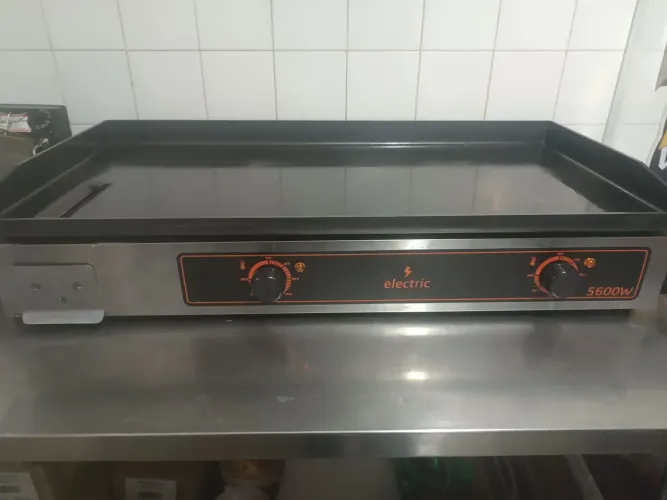 Chapa elétrica 220v