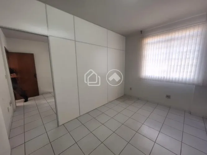Sala Comercial com 82 m², com até 5 Vagas de Garagem, Próximo ao Shopping Contagem
