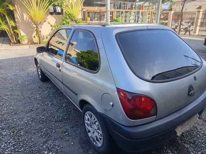 Ford Fiesta Street 1.0 8V 3P 2002