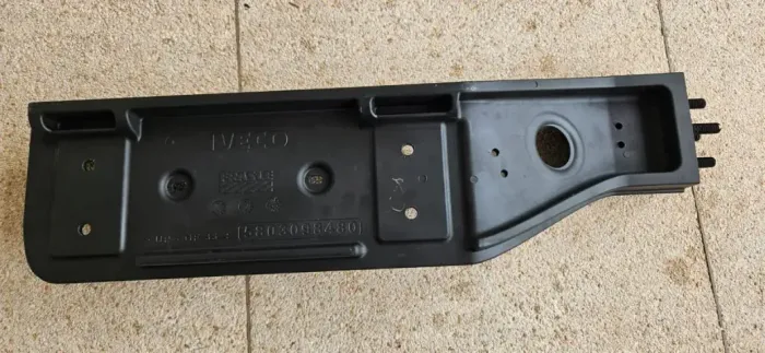 Suporte Paralama Dianteiro Iveco S Way 5803098480