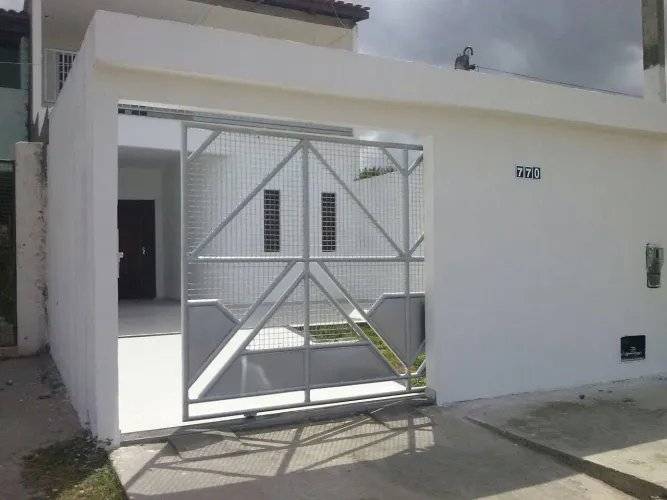 Vendo casa no Jardim Acacia - tel * 