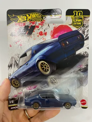 Hot Wheels Premium Skyline 2000GT-R LBWK