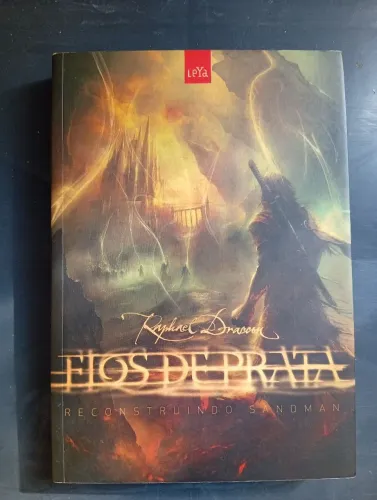 Livro "Fios de Prata"