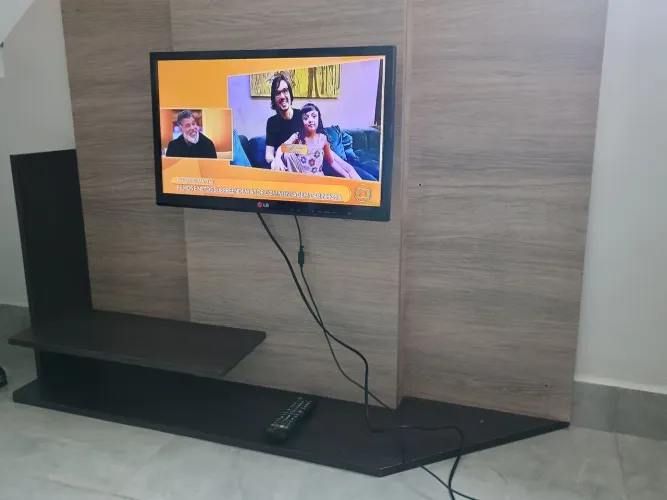 Painel com tv