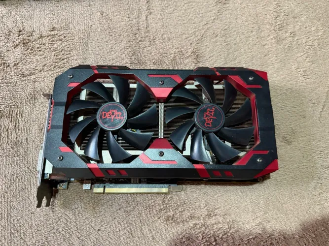 Placa de video Rx 580 Red Davil 8 Gb