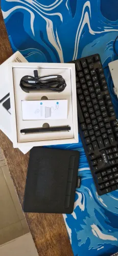 MESA digitalizadora wacon intuos 4100