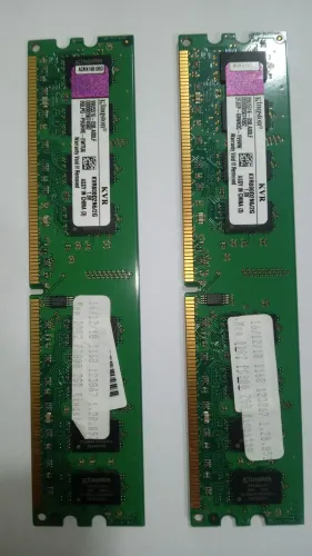 2 Memórias RAM Kingston DDR2 / 2GB (Cada) / 800 MHZ - Alta Velocidade de transferência