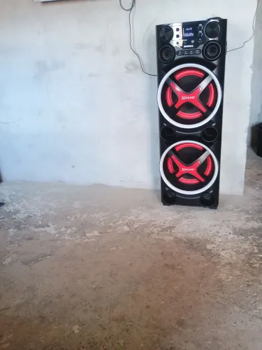 Vendi se torre som xsound mondia2200 w