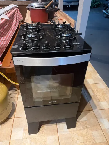 Vendo Fogão 4 bocas