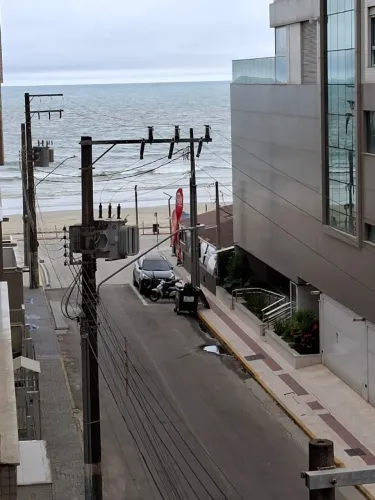 Apartamento locação de verão 2 quartos meia praia Itapema SC