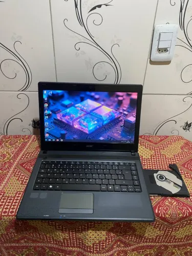 Notebook Acer Intel Core i3 / HD 500GB / 4GB RAM c/ Windows 10