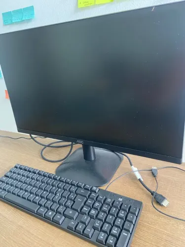 Monitor + teclado