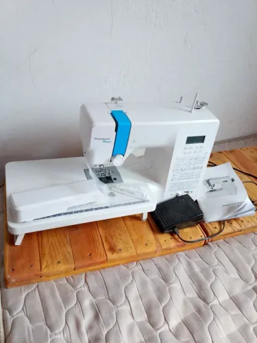 Máquina de costura