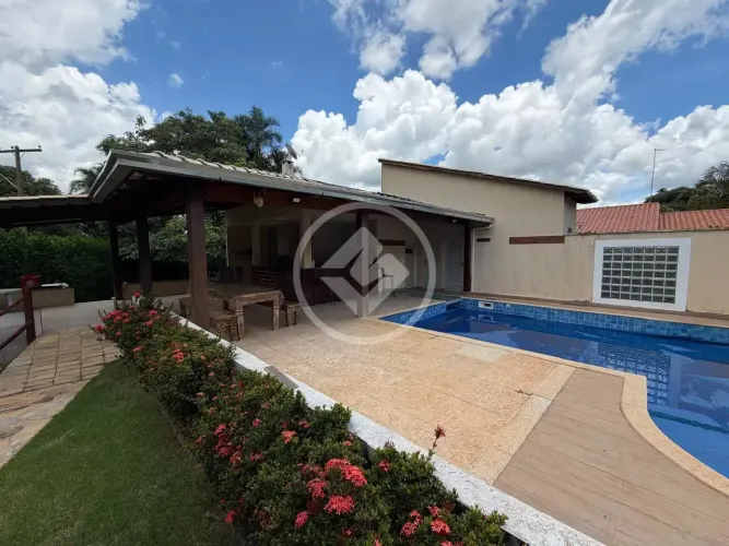 Chácara com 1.685 m² à venda no Condomínio Country Ville em Hidrolândia-GO codigo: 348774