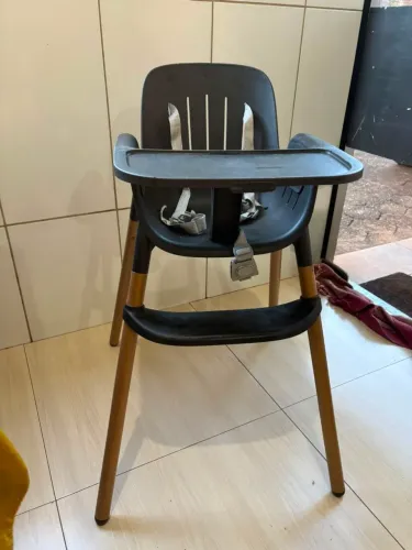 Cadeirinha de alimentaçao