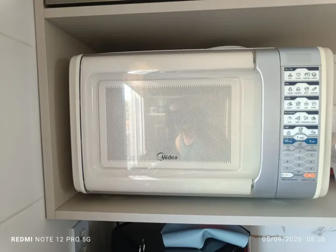 Micro ondas Midea 