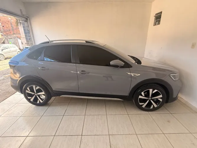 Volkswagen Nivus Highline 1.0 200 TSI Flex AUT 2021