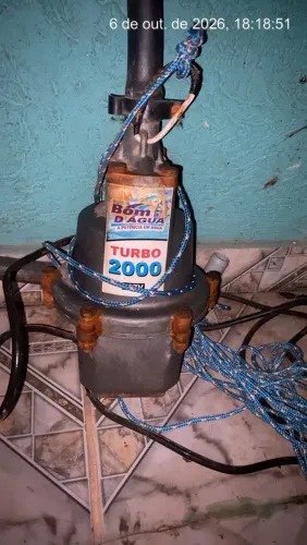 Vende-se Bomba mergulhão 2000