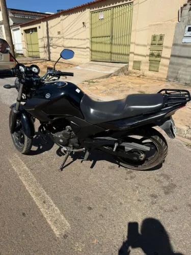 Fazer 250cc edição limitada.