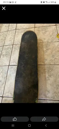 Vendo skate ou troco por violão 