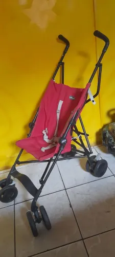 Carrinho guarda chuva