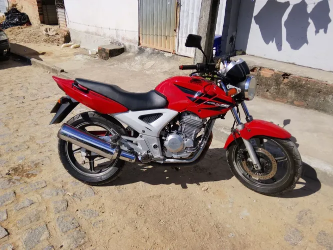 Vendo Twister 250 toda certa! Por apenas 11.000