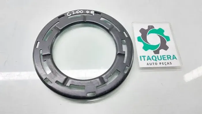 Trava Rosca Bomba Combustivel Mercedes C200 Ano 2008 2009