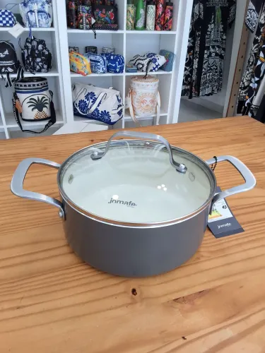 Panela Jomafe 20cm Portugal com tampa de vidro nova