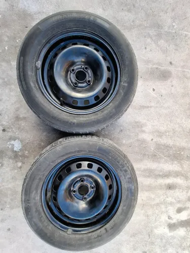 2 rodas 15 Volkswagen saveiro 2026 pra sair logo 600 reias.