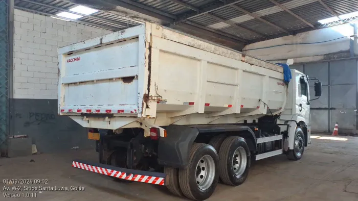 Volkswagen 24.280 E Constellation 6x2 2p (diesel)(E5) 2020/2021 Vamos Seminovos Goiania