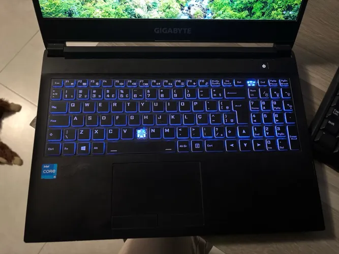 Notebook Gamer Gigabyte G5 KD - RTX 3060 | 16GB RAM | SSD 512GB + Monitor LG + Suporte