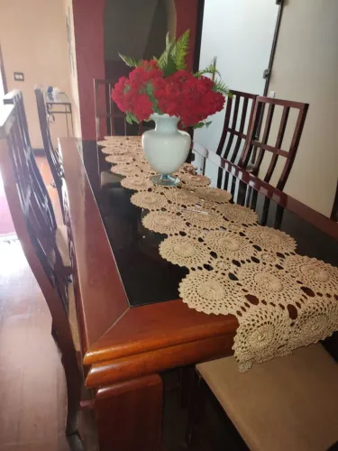 Conjunto mesa jantar 6 cadeiras com cristaleira maciça mogli $6000