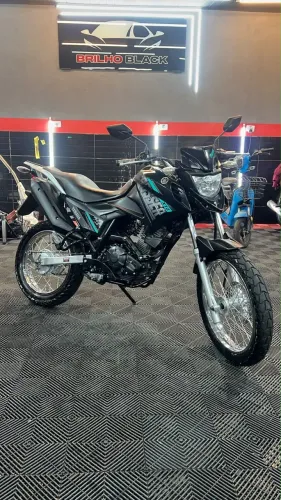 Crosser, a mais nova da OLX absolutamente sem detalhes e km baixo *