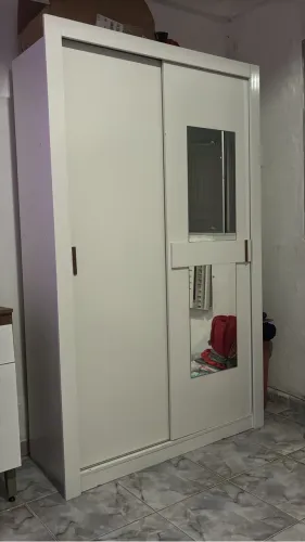 Guarda Roupa