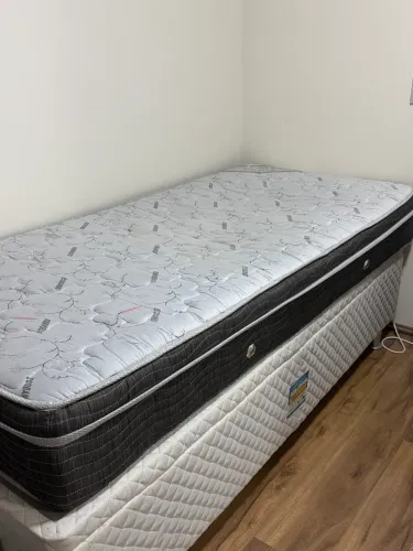 ? VENDO CAMA DE SOLTEIRO COMPLETA