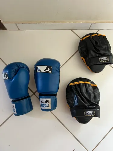 Kit luva de box + manopla super conservado 