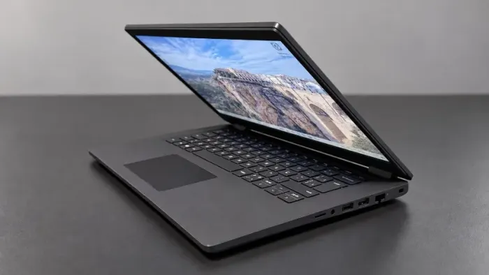 Dell Latitude 3410 Intel Core i5-10210U de 10ª geração