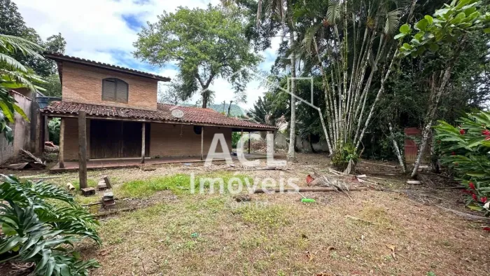 AREA PARA CONDOMINIO DE 8 CASAS