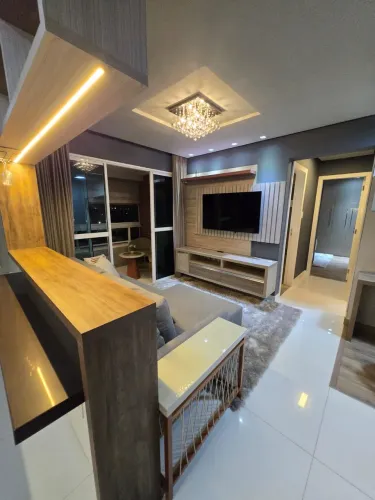 Alugo apartamento mobiliado com suite no centro da cidade