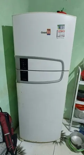 GELADEIRA CONSUL FROSTFREE R$900,00 FACILITO A ENTREGA