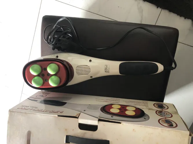 Massageador elétrico