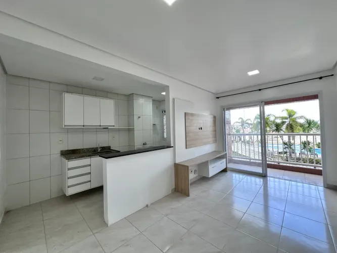 Condomínio View Club & Home / - Apartamento com 2 quartos nascente semi - mobiliado;