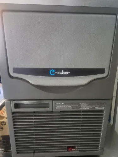 Máquina de Gelo