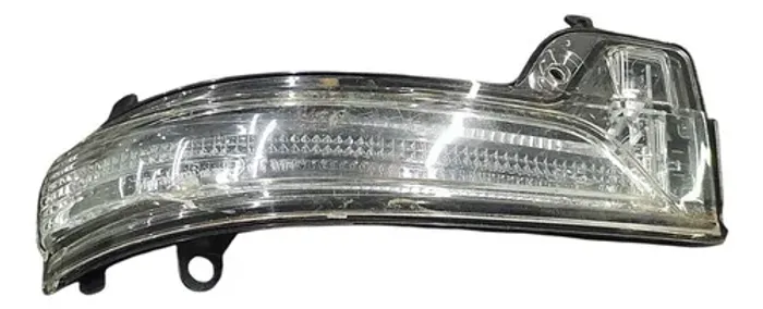 Pisca Seta Retrovisor Direito Toyota Hilux 2016 A 2020