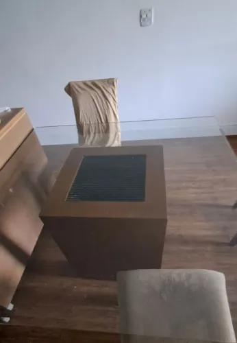 Mesa de jantar com cadeiras
