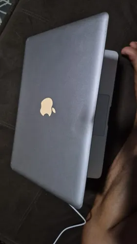 Apple MacBook Pro 2009