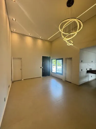 Casa térrea à venda no Santa Maria, em Sorocaba-SP.