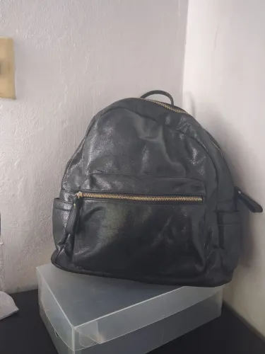 Mochila Feminina Média Preta Couro PU