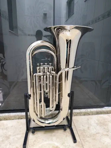 Tuba 4/4 Compacta Tokai TB-200NL 4 Pistos Sib - Niquelada - NOVA R$ 17.900,00